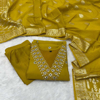 Kurti Set