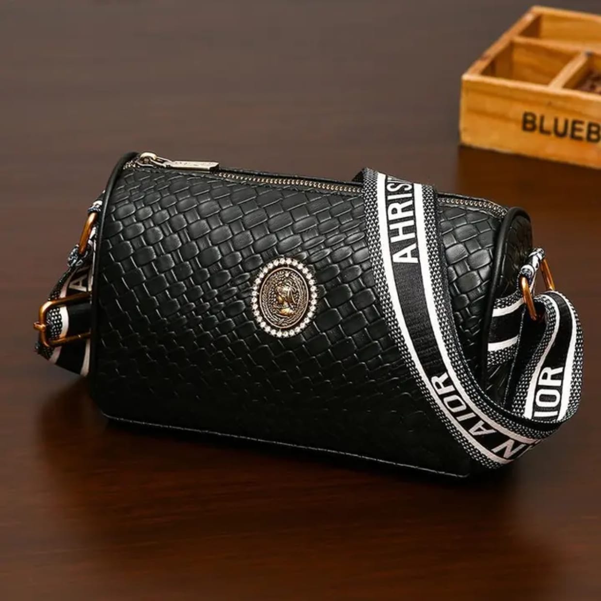 Round Sling Bag