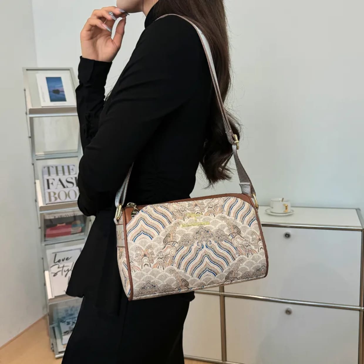 Round Sling Bag