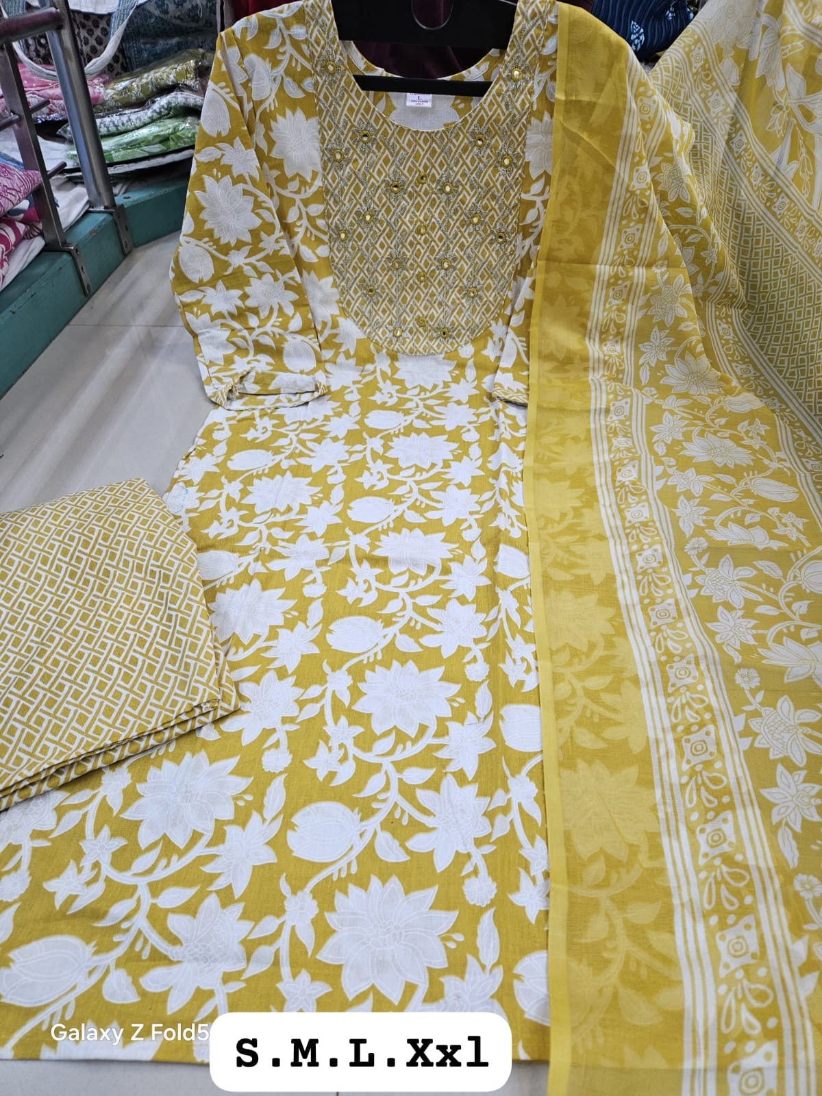 Kurti Set