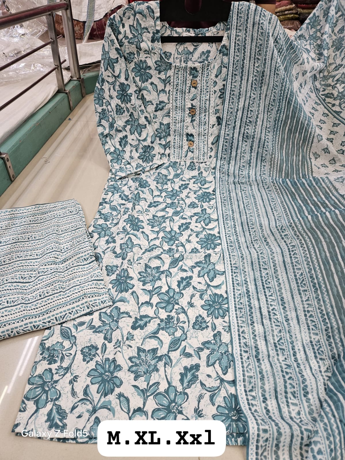 Kurti Set
