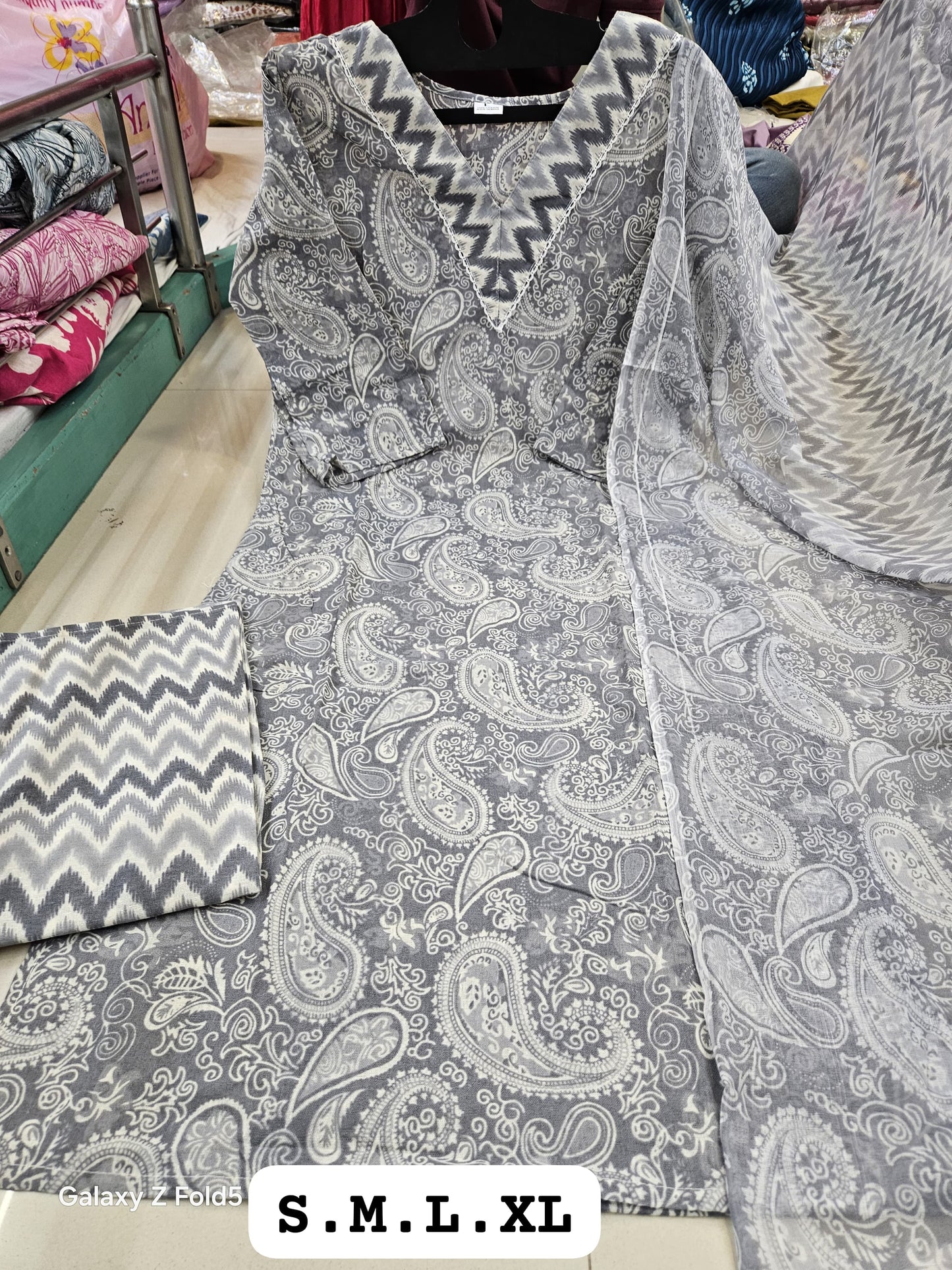 Kurti Set