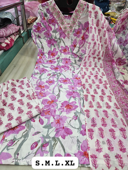 Kurti Set