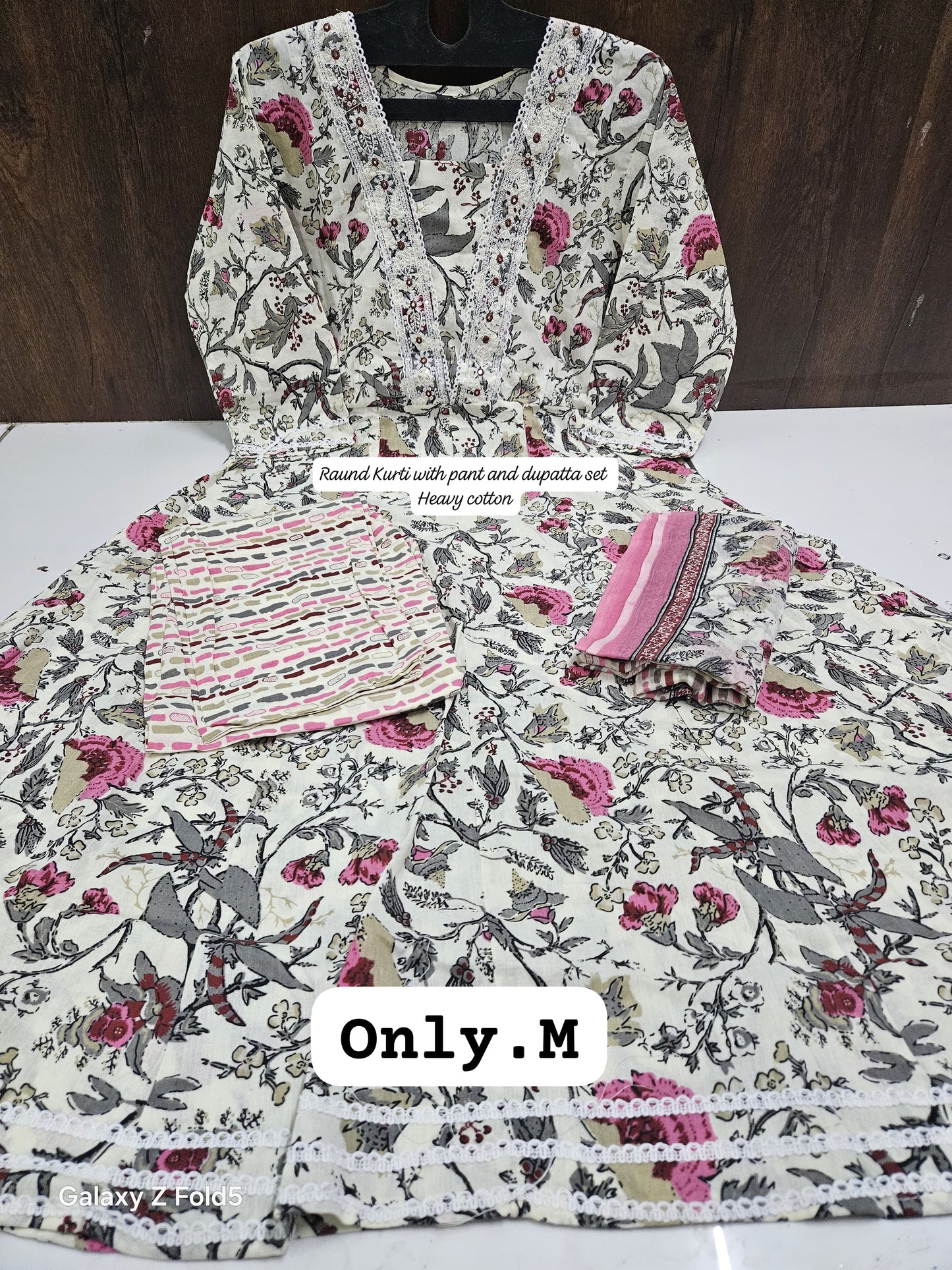 Kurti Set