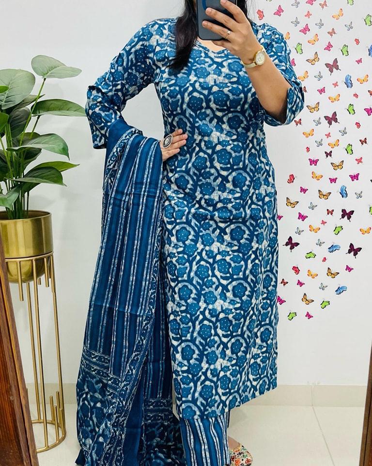 Kurti Set