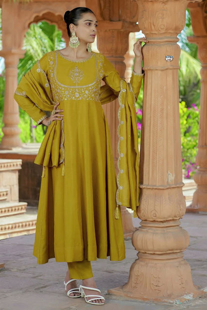 FULLY STITCHED SUIT SET