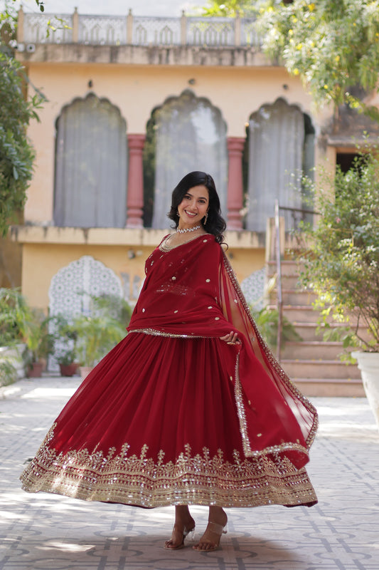 READYMADE GOWN