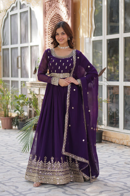 READYMADE GOWN
