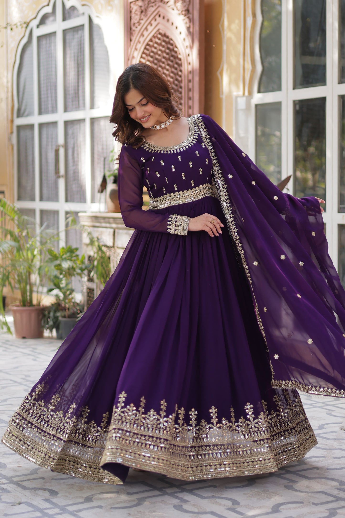 READYMADE GOWN