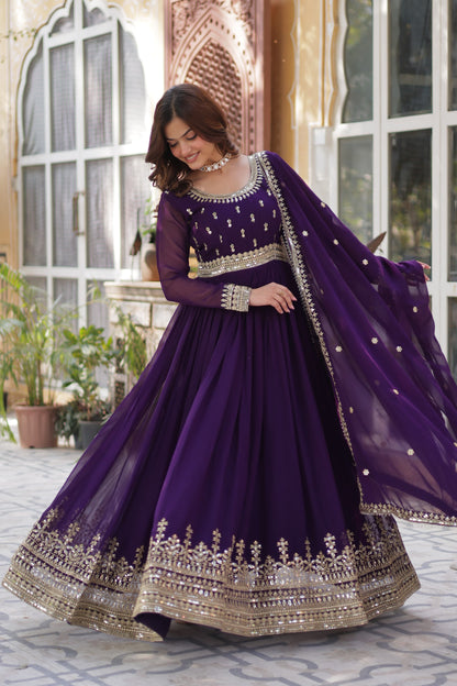 READYMADE GOWN