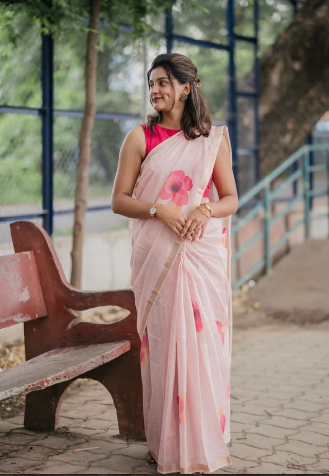Flower Lenin Saree