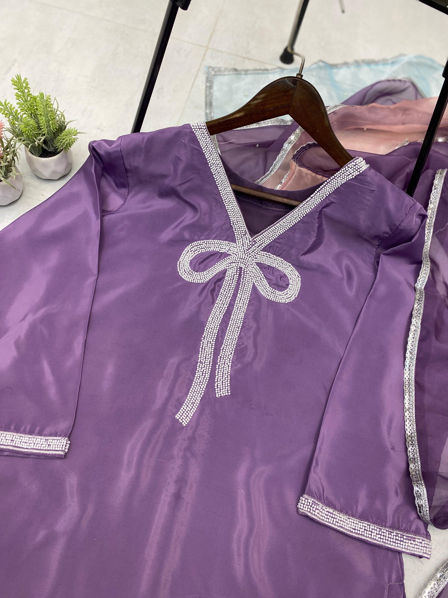 FARSI SALWAR SUIT