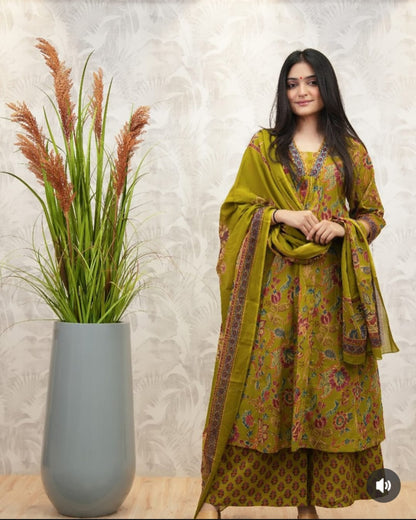 Kurti Set