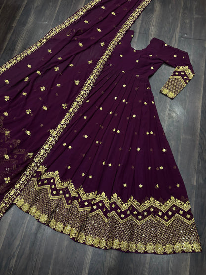DESIGNER READYMADE GOWN
