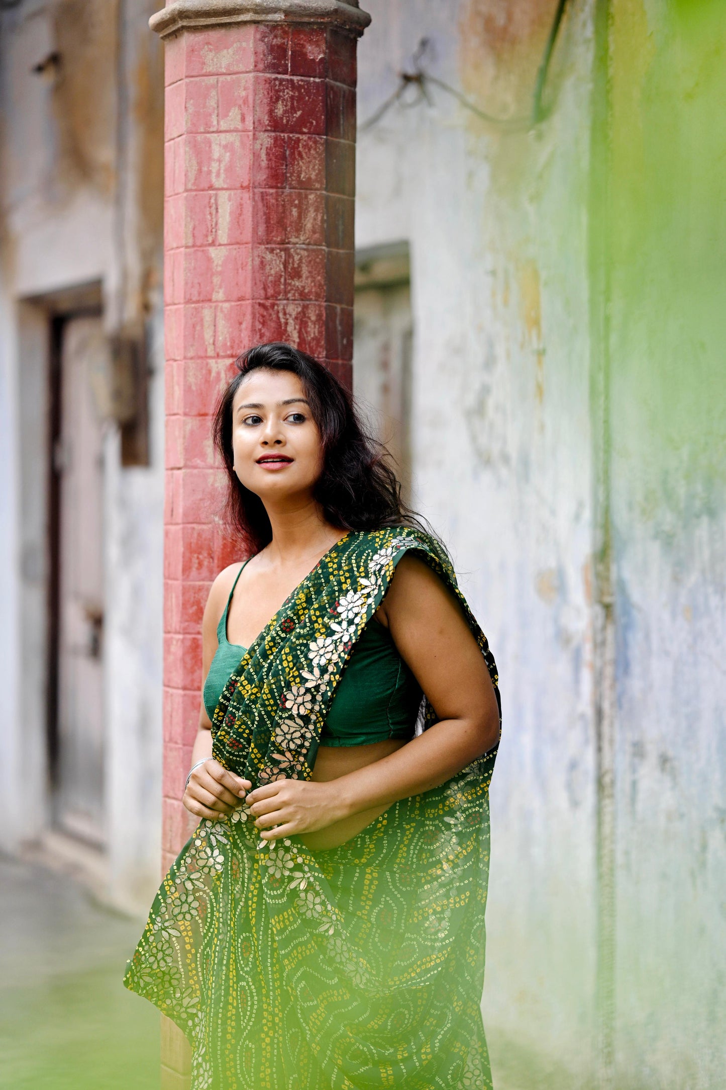 Gota Patti With Bandhani