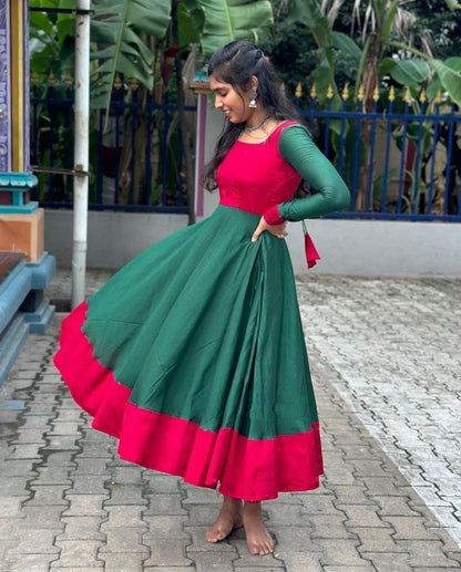 BALL GOWN