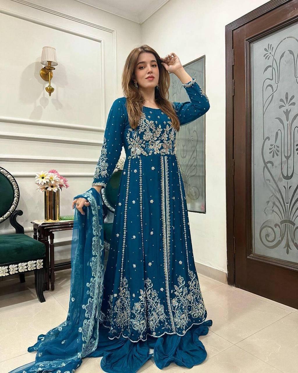 INDOWESTERN GOWN