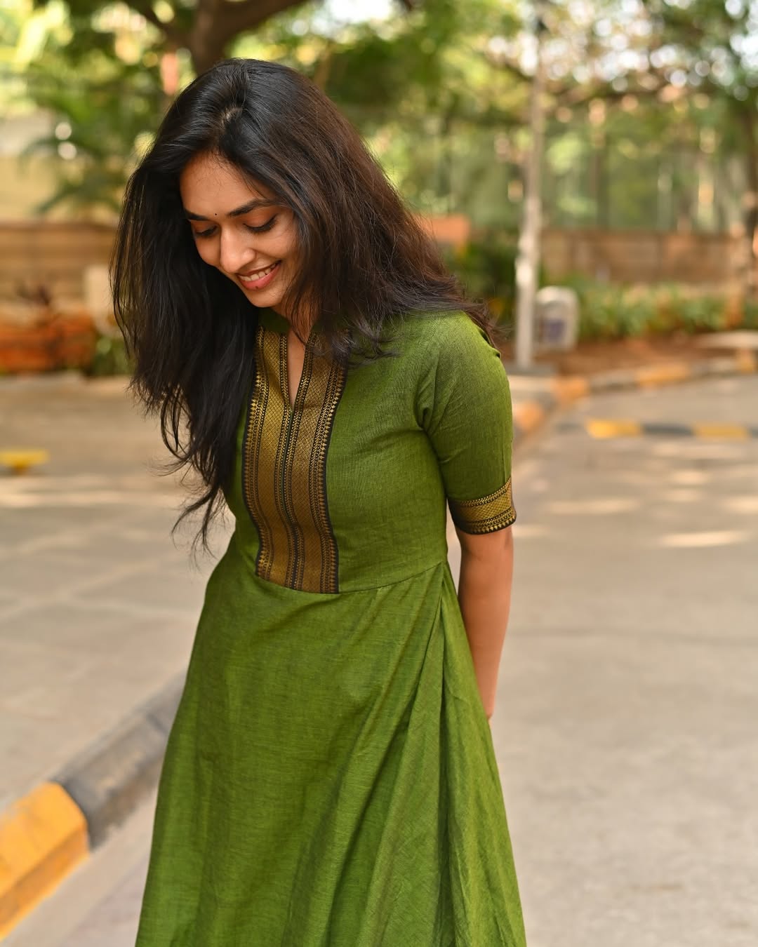 SHIVANGI SET