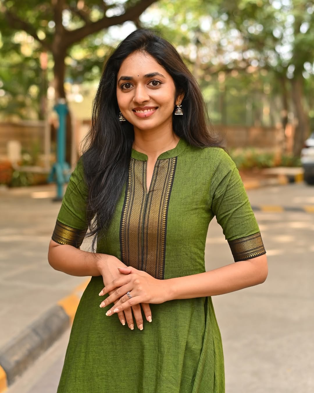 SHIVANGI SET