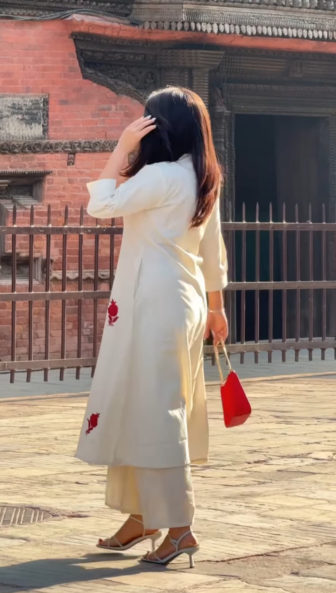 GULAB 2 PIECE SET