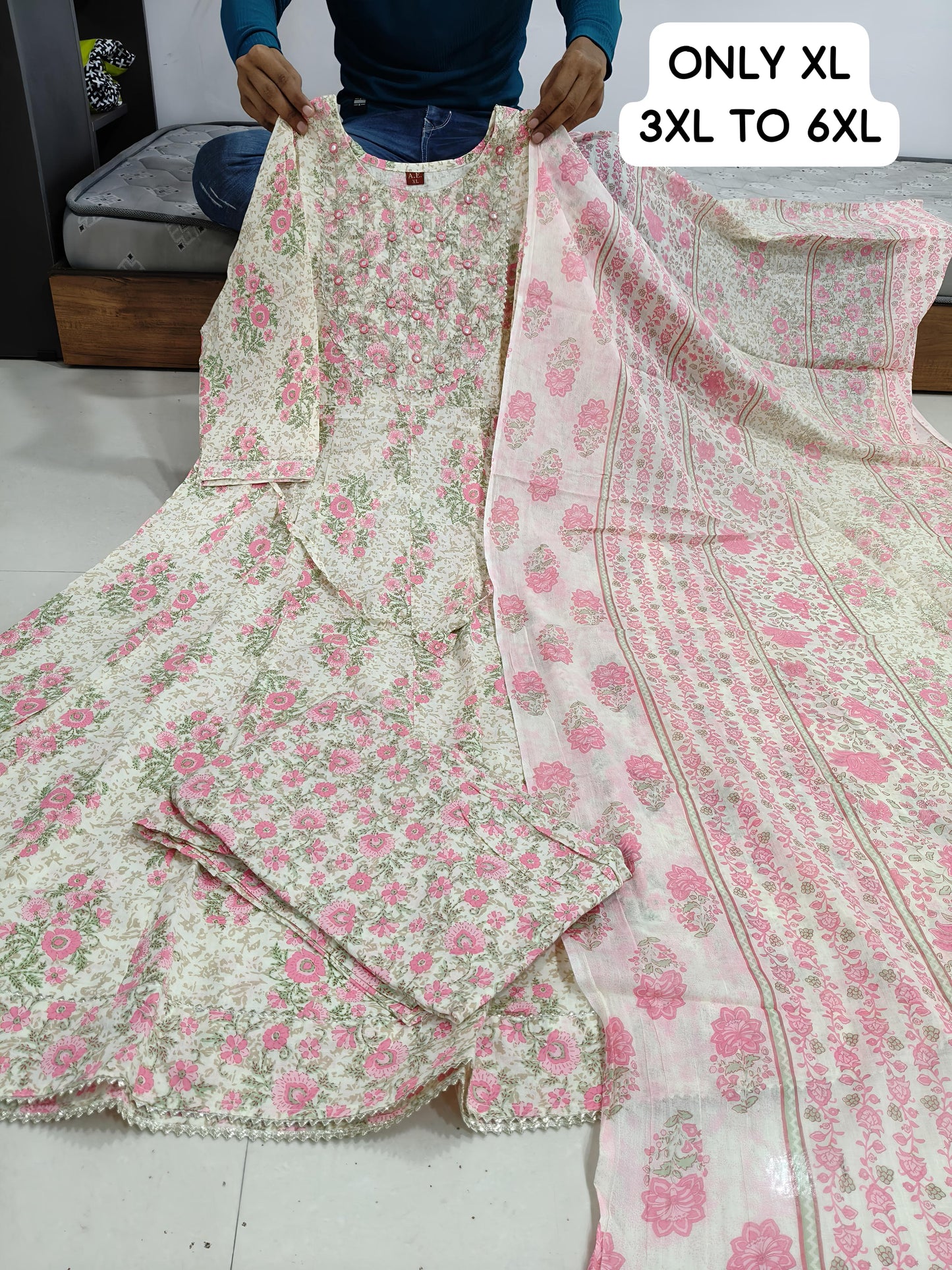 Anarkali Kurti Set