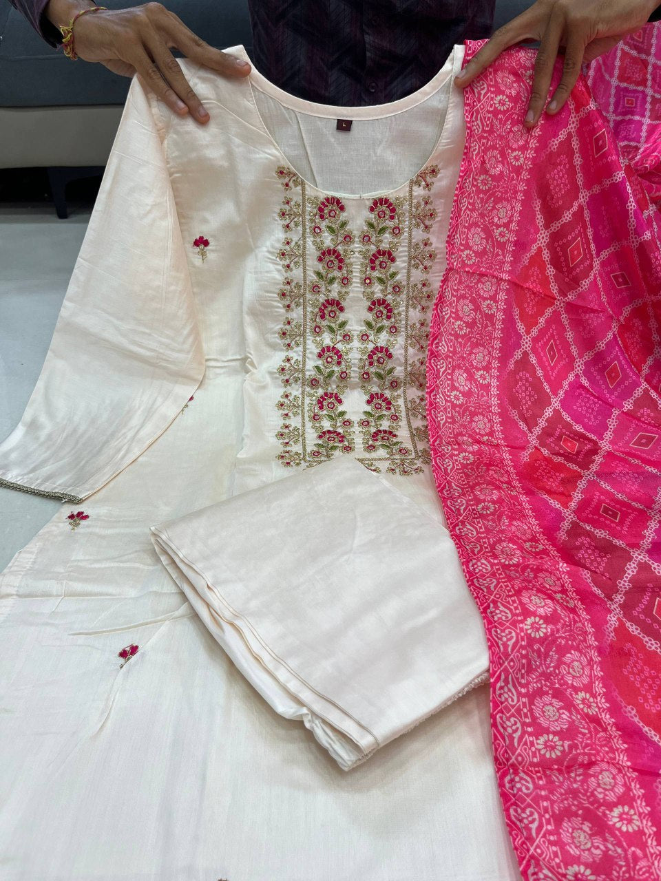 Banarasi Bandhej Suit Set