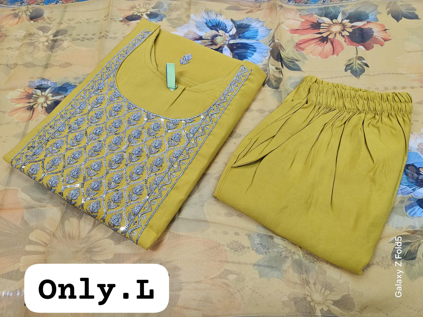 Kurti Set