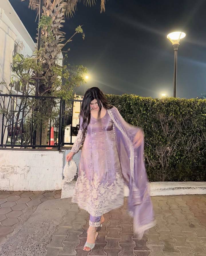GOWN SET