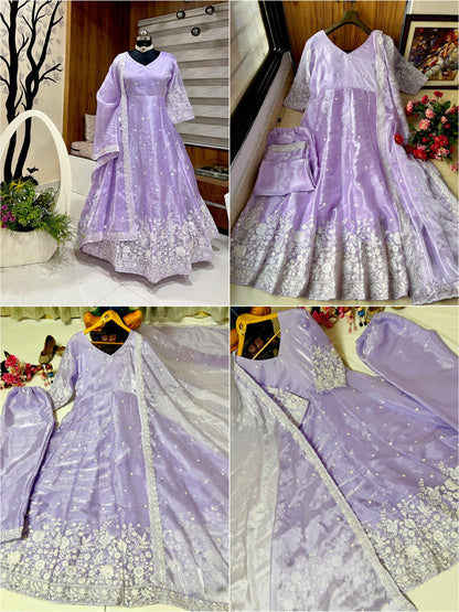 GOWN SET