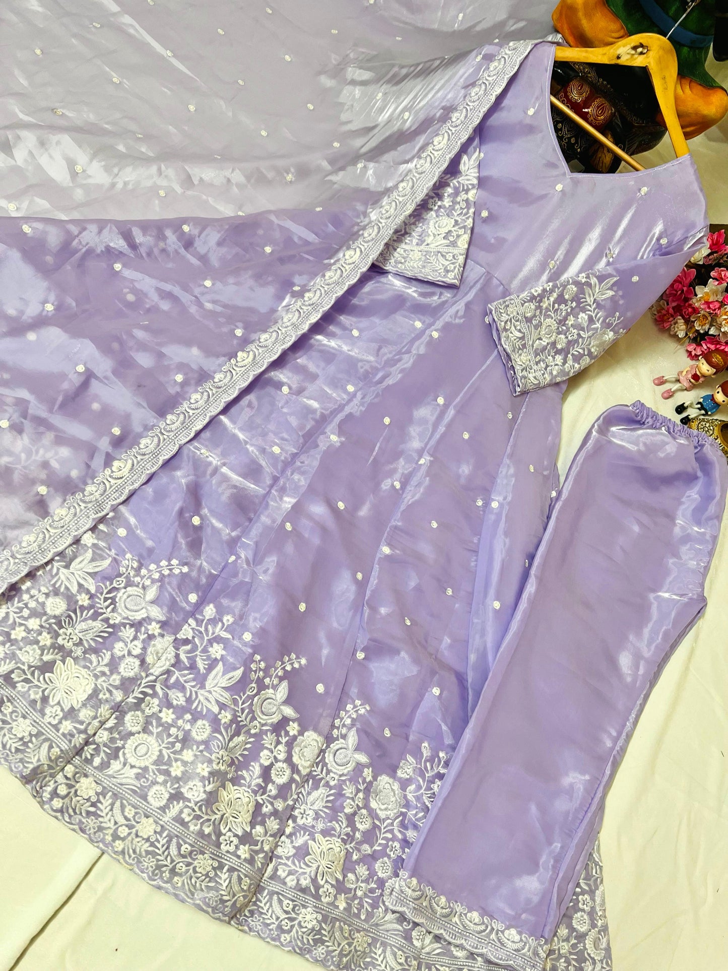 GOWN SET