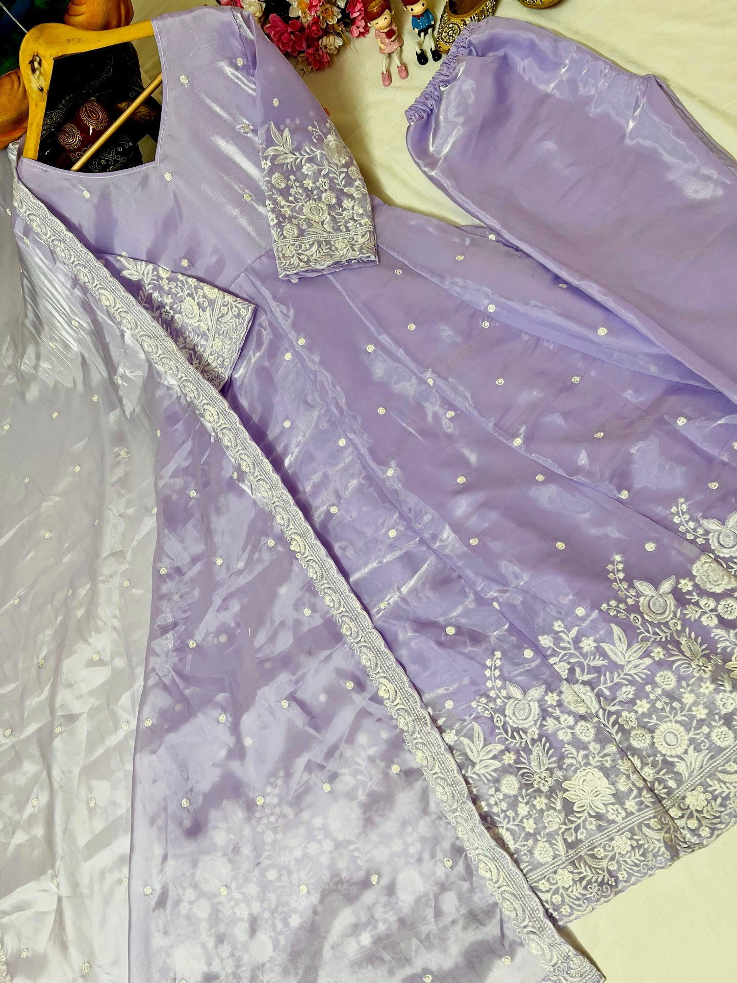 GOWN SET