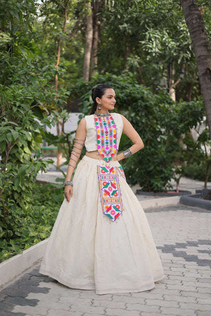 NAVRATRI LEHENGA CHOLI COLLECTION