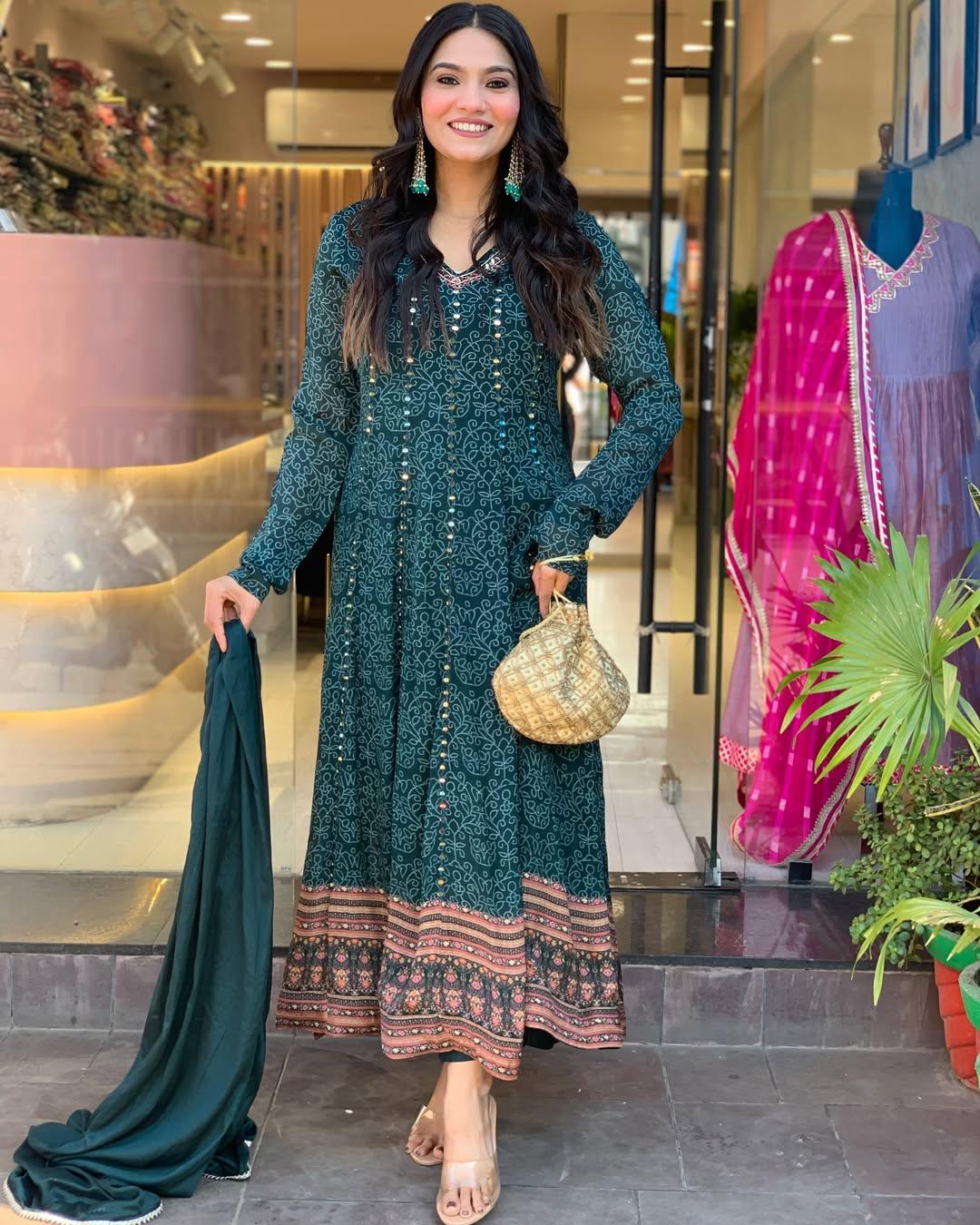 Kurti With Dupatta