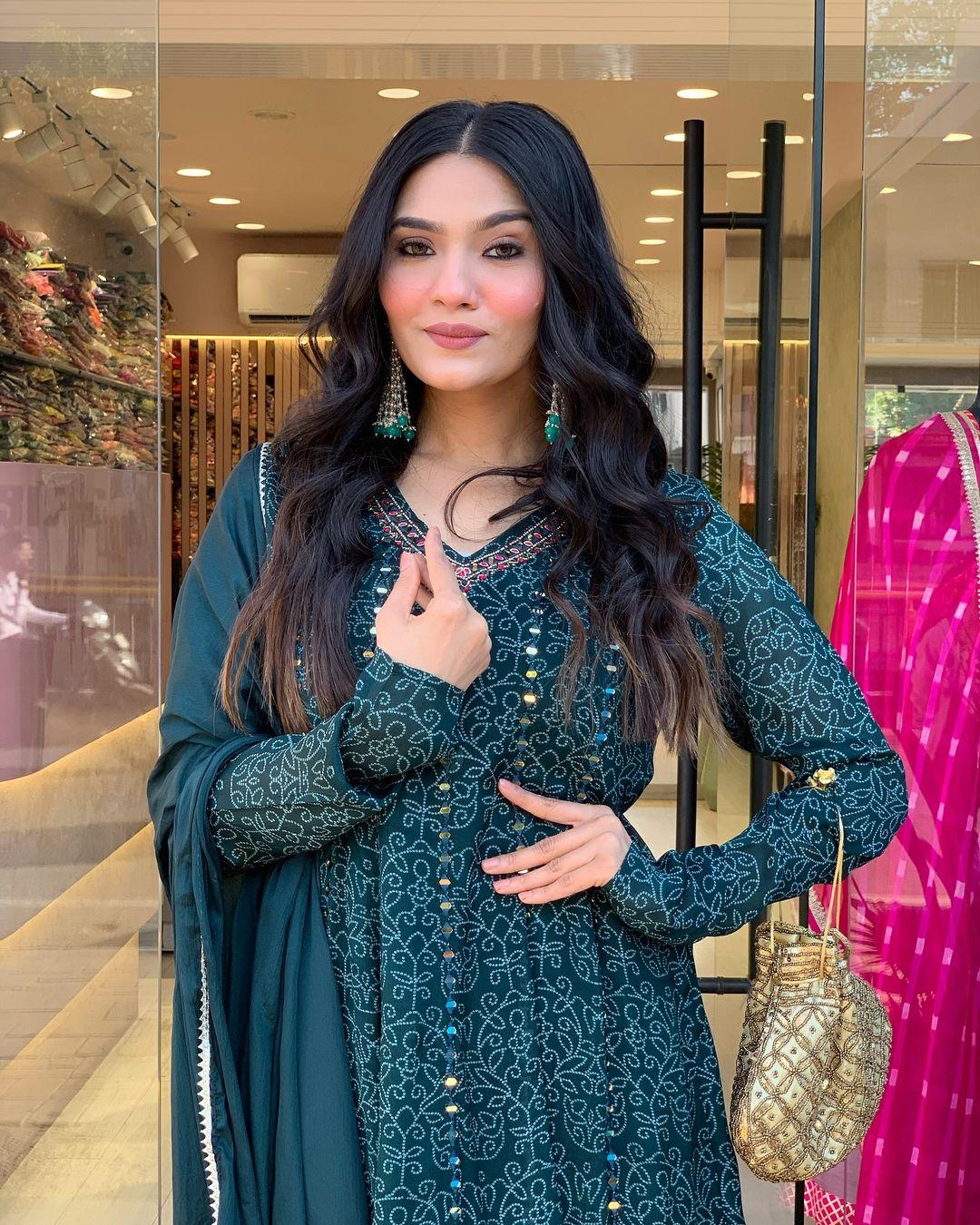 Kurti With Dupatta
