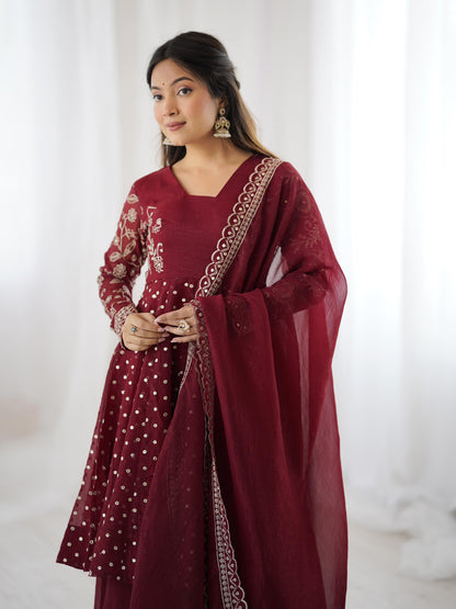 Women’s Ethnic Wear