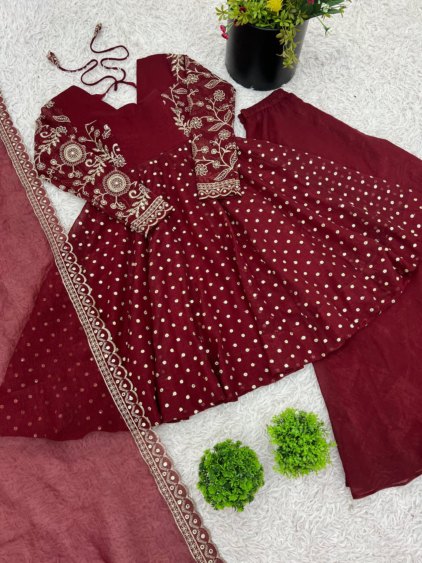 Women’s Ethnic Wear