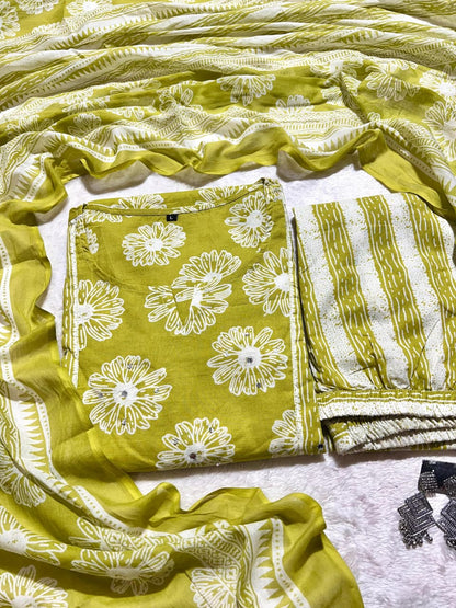 Kurti Set