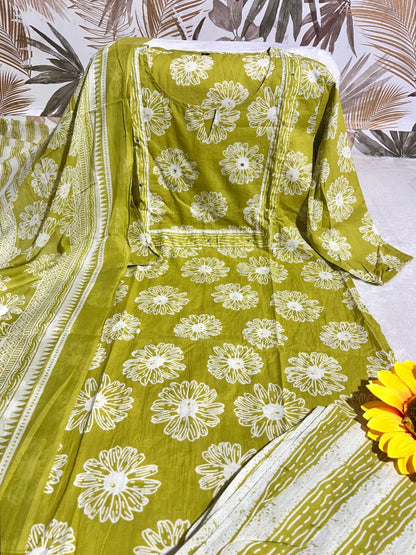Kurti Set
