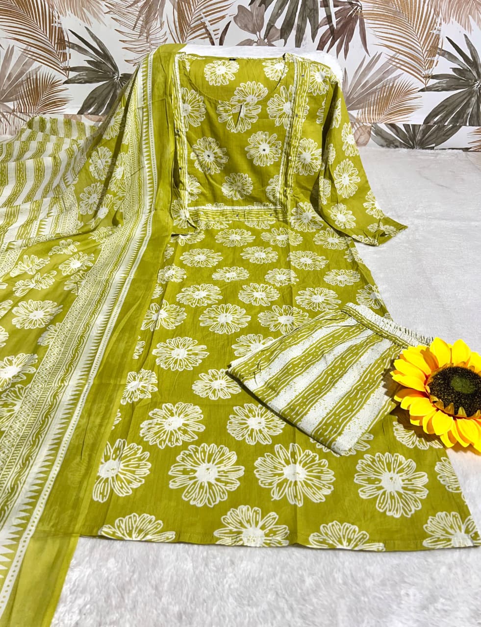 Kurti Set