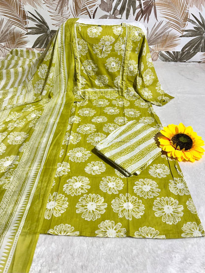 Kurti Set