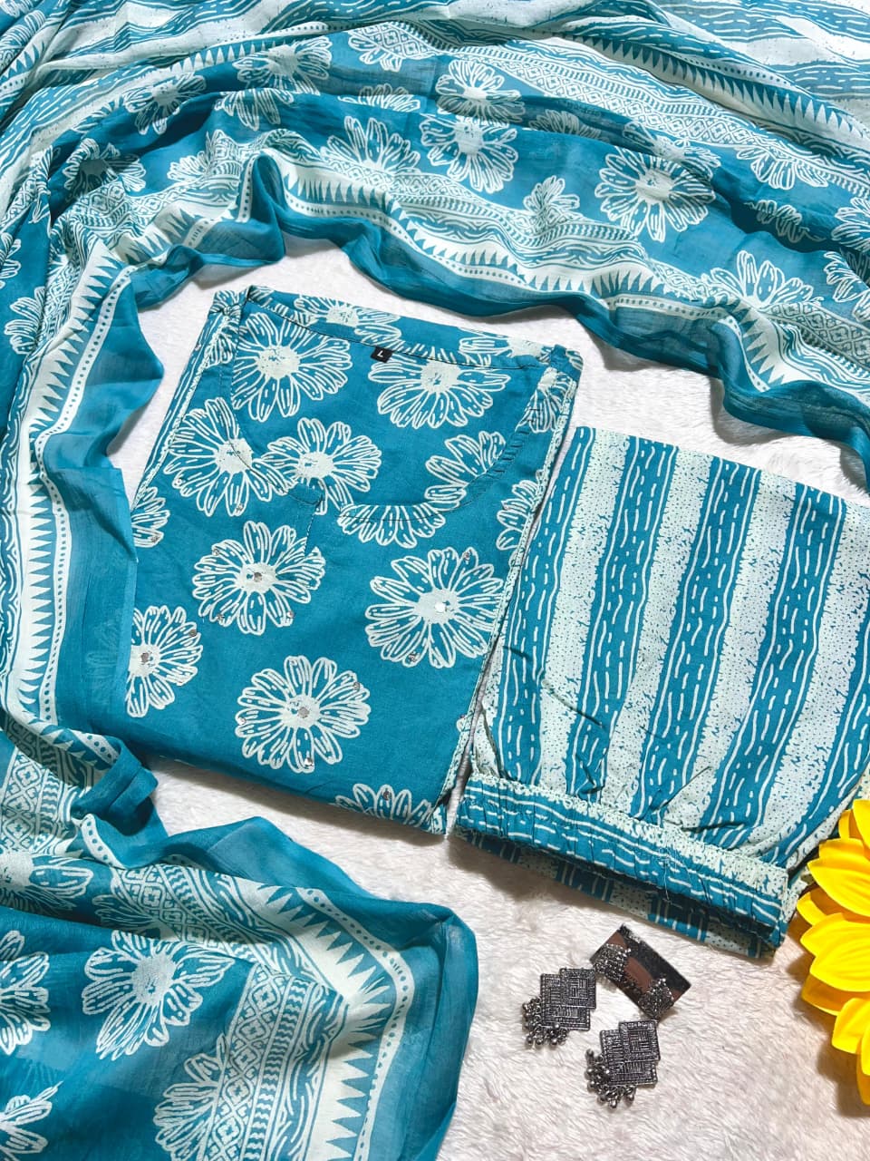 Kurti Set