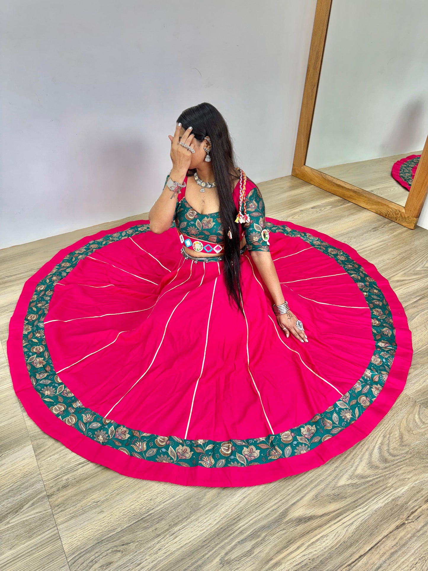 NAVRATRI LEHENGA CHOLI