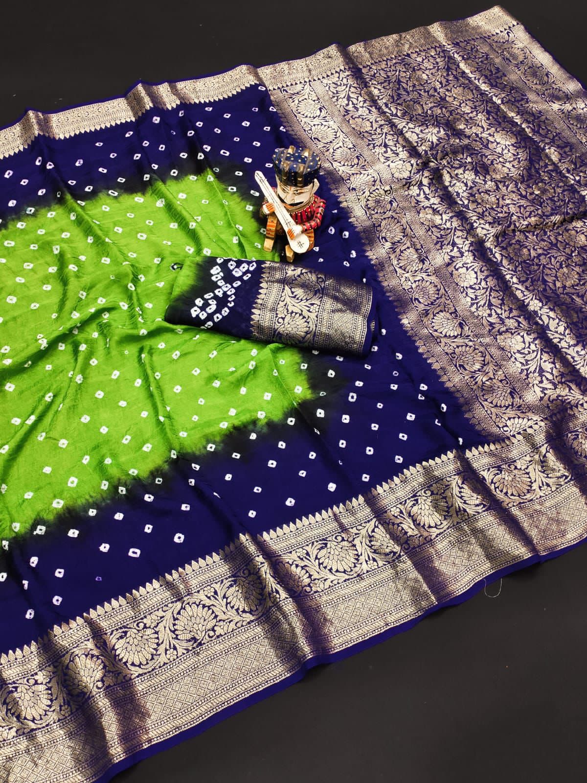 Kanjivaram Bandhani Saree