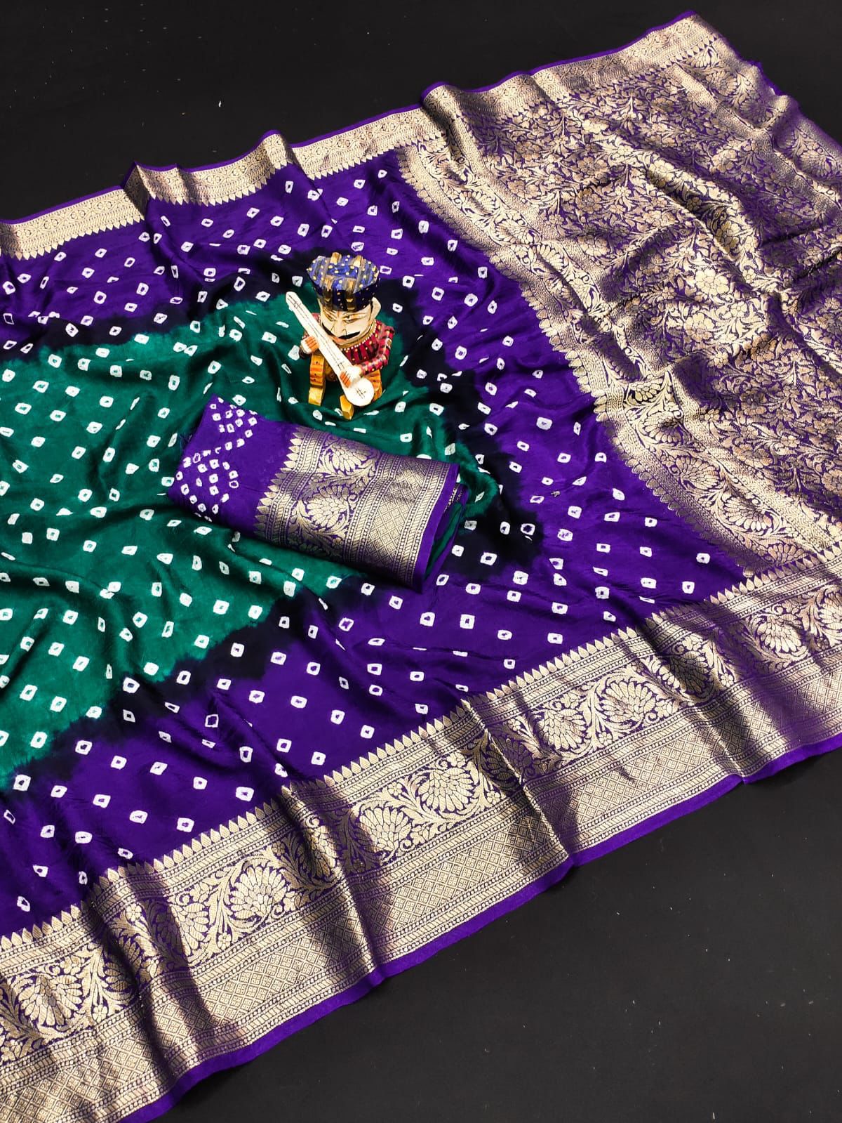 Kanjivaram Bandhani Saree