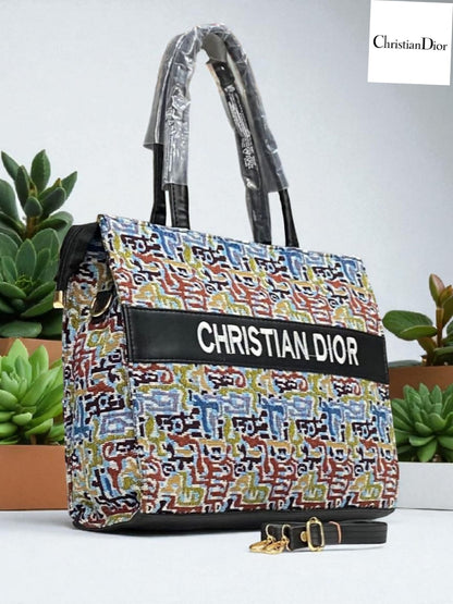 CHRISTIAN DIOR