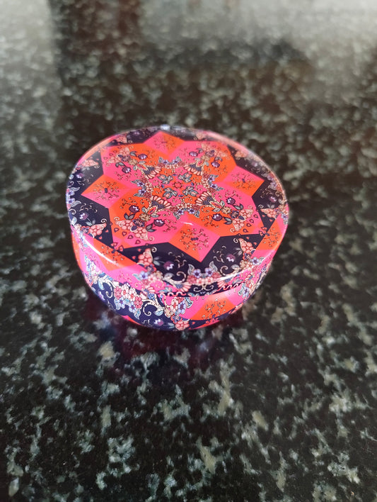 Ginger Hearth Mandala Tin Candle