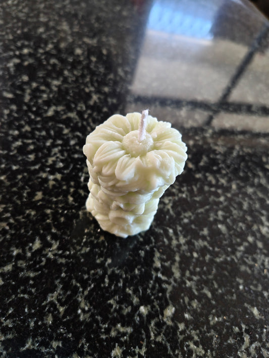 Christmas Hearth Flower Pillar Candle