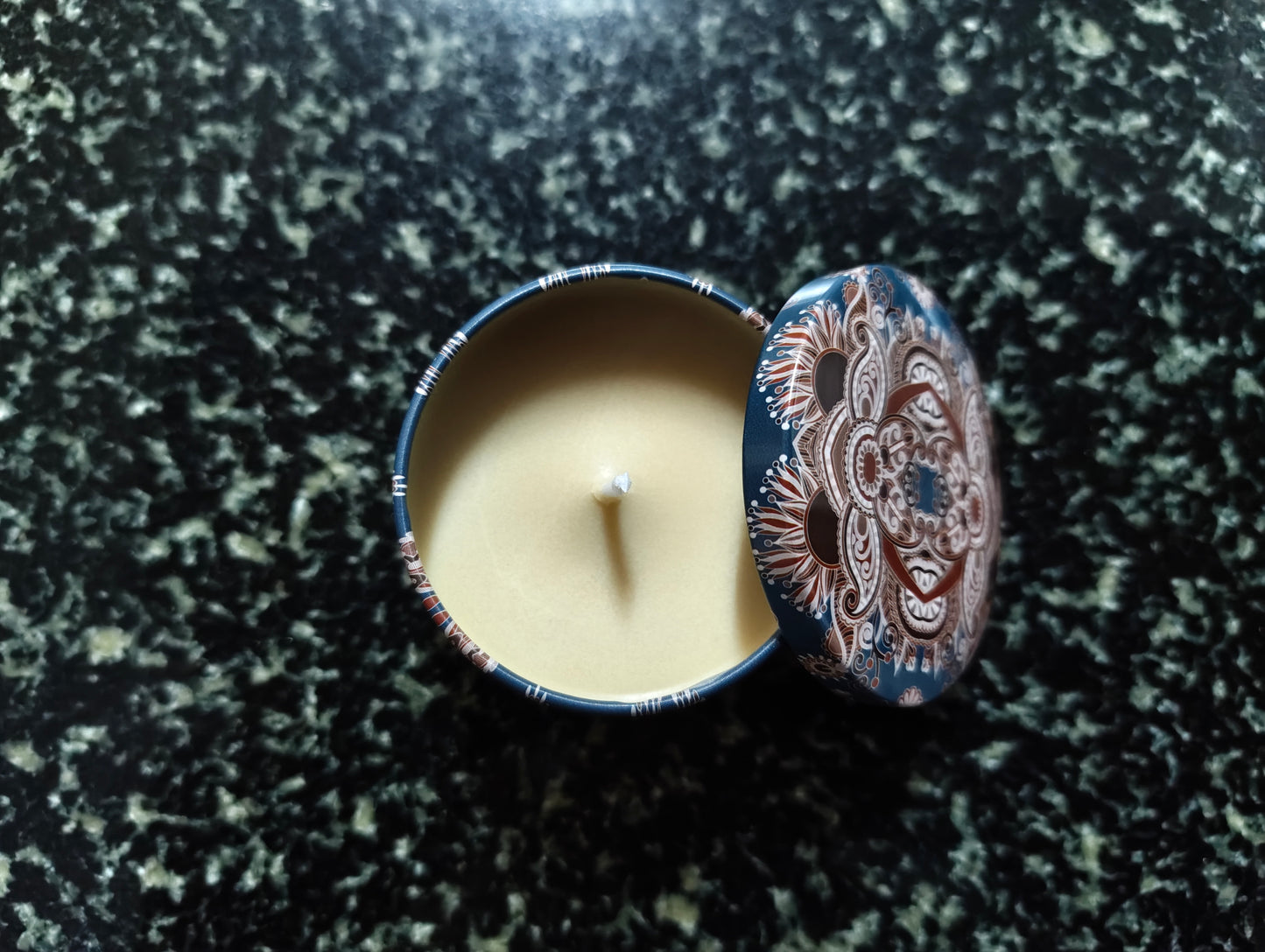 Evergreen Breeze Mandala Tin Candle