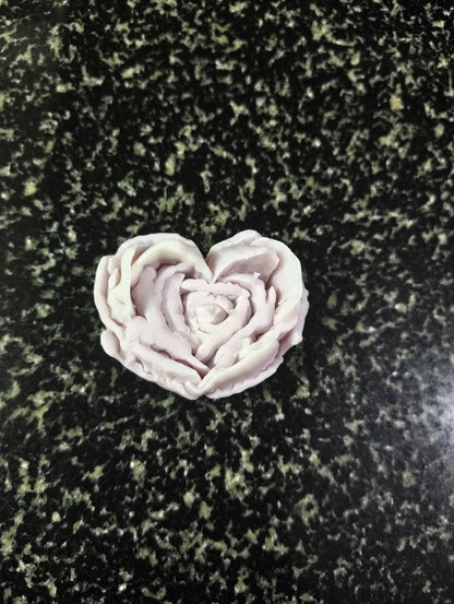 Orchid Kiss Heart Rose Candle