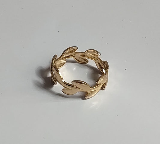 Golden Leaf Ring